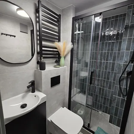 Flat - Attic Oksywie شقة *